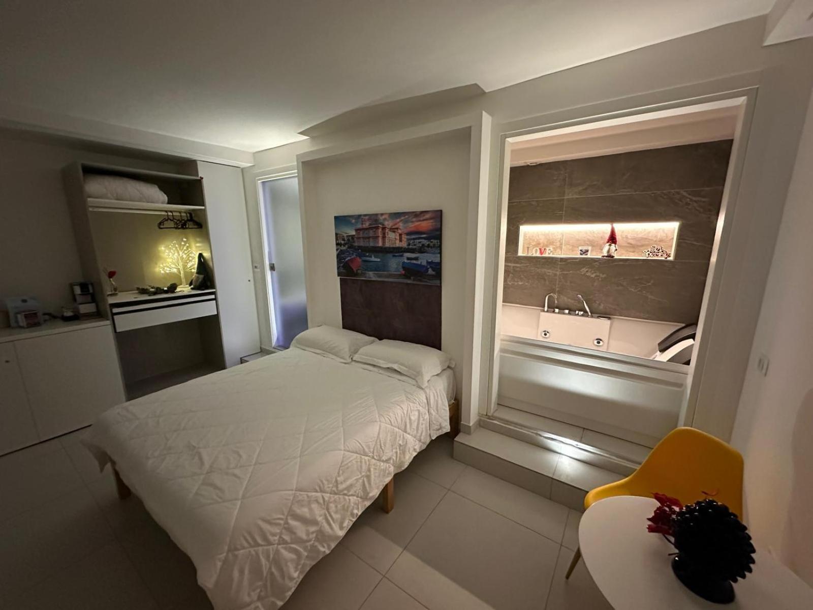 Wal49 Suite Bari Exterior photo